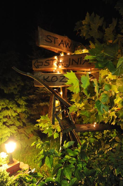 Hotel Stara Stajnia Pleszew Buitenkant foto